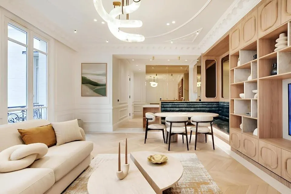 Quiet And Central Apartment location