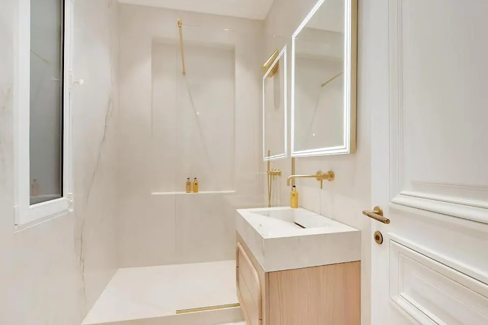 Quiet And Central Apartment Nice